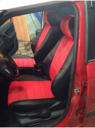 Модельные авточехлы для Skoda Fabia II (2007-н.в.) из экокожи Premium, черный+красный