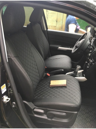 Модельные авточехлы для Suzuki Vitara (2015-н.в.) из экокожи Premium 3D ромб, черный